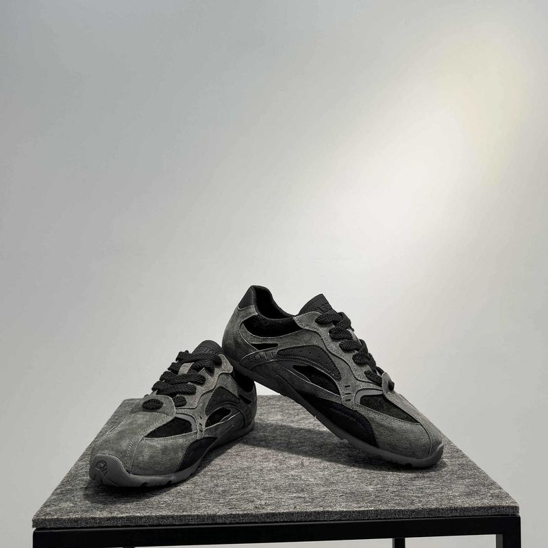 Herrenschuhe im neuen Sommerstil 2025 ohne Absatz, lässig, ein Fuß, halbe Stütze, vielseitige, trendige Canvas-Schuhe_voghion.com