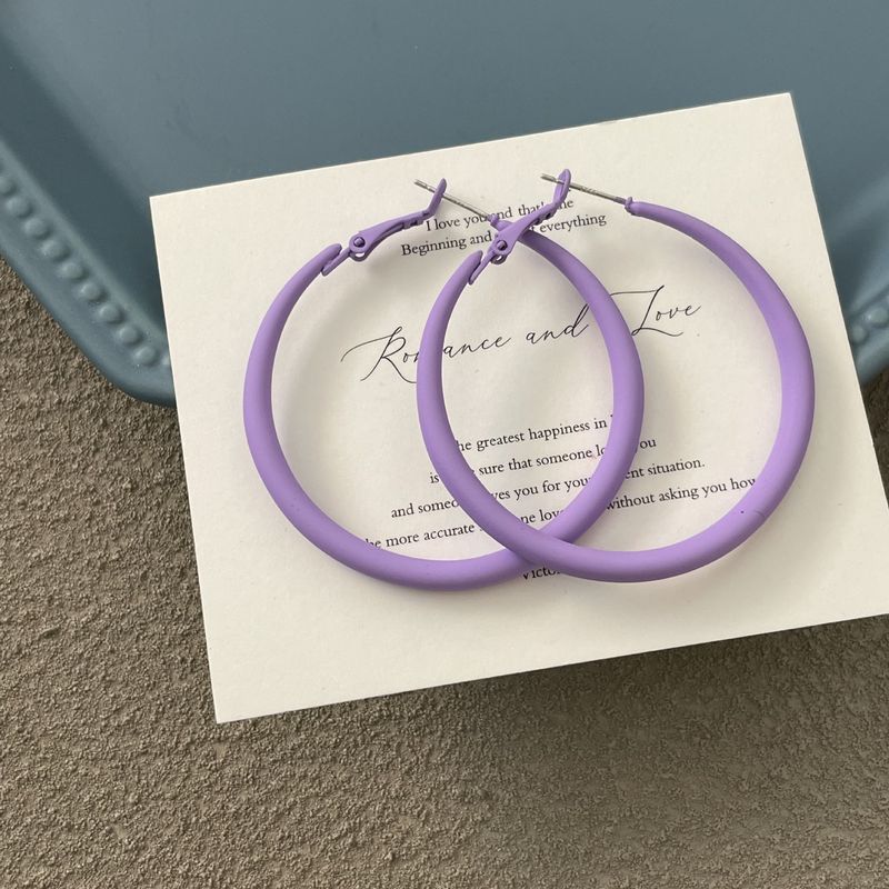 Orecchini a cerchio esagerati e spessi in metallo lucido argento per donna, nuovi orecchini a cerchio con design unico e alla moda._voghion.com