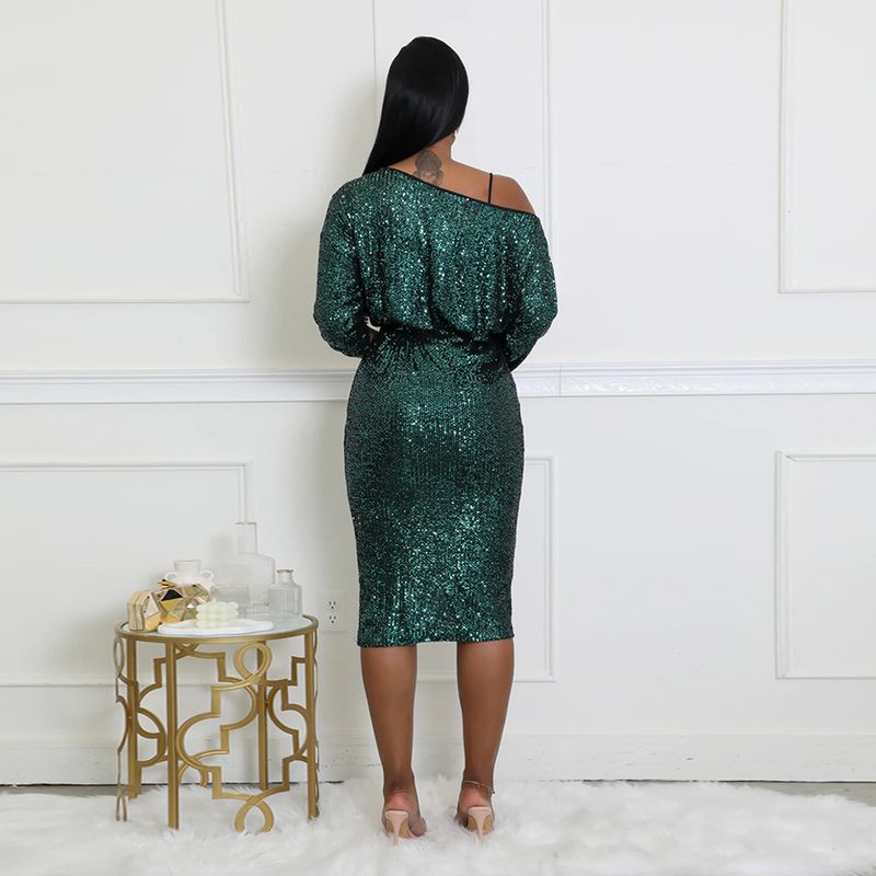 Schulterfreies Wickelkleid mit Pailletten – Glamour-Kleid mit langen Ärmeln (S–XXL, Stretch-Polyester, Smaragdgrün und Nude, für Feiertagspartys und Verabredungen am Abend)_voghion.com