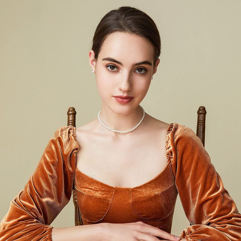 Modischer Schmuck im böhmischen Stil, mehrschichtig mit drei und fünf Schichten kleiner Perlenkette_voghion.com