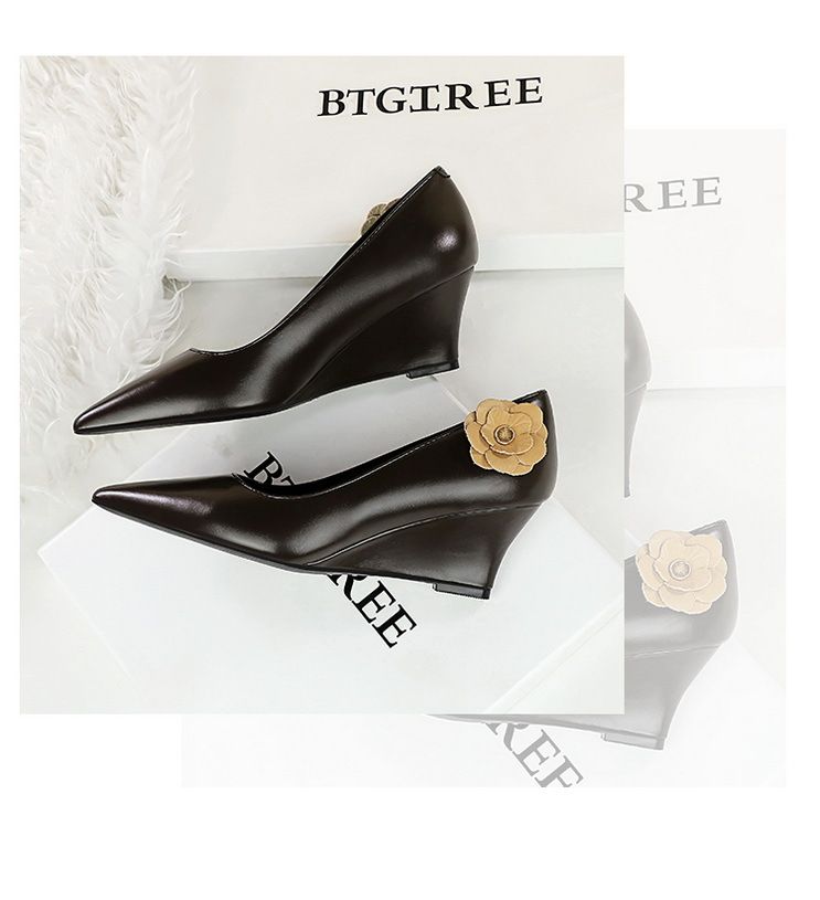 6639-H73TP Korean Style Banquet Wedge Women's Pointed Toe Shallow Mouth Slimming Heels Elegant Flower High Heel Single_voghion.com