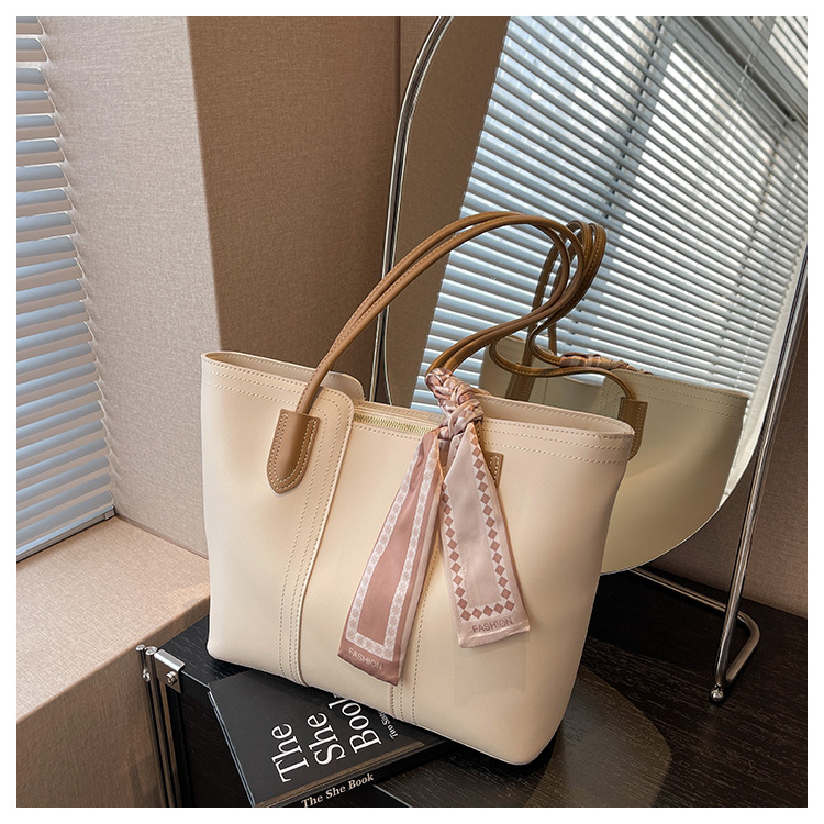 Borsa a tracolla versatile da donna, di grande capacità, primavera/estate 2024, con texture popolare, per i pendolari_voghion.com
