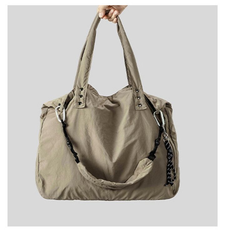 Leichte große Kapazität Lazy Fashion Nylon Umhängetasche Einfarbig Freizeit Damentasche 2025 Herbst und Winter Neue Mode Vielseitig_voghion.com