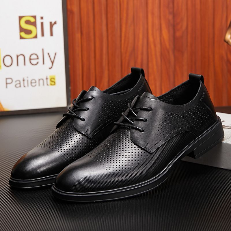 Scarpe da lavoro da uomo traforate in vera pelle, comode e traspiranti, modello Hollow Business, primavera estate 2025, in vendita_voghion.com