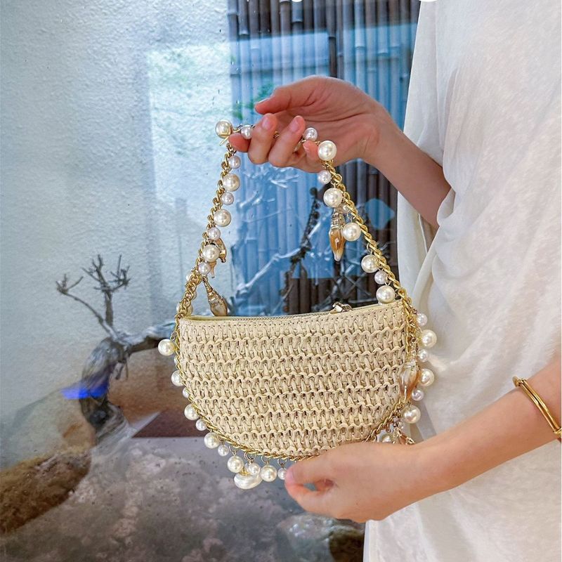 Niche Design New Natural Conch Pearl Chain Beach Vacation High-end French Style Round Straw Bag For Women_voghion.com