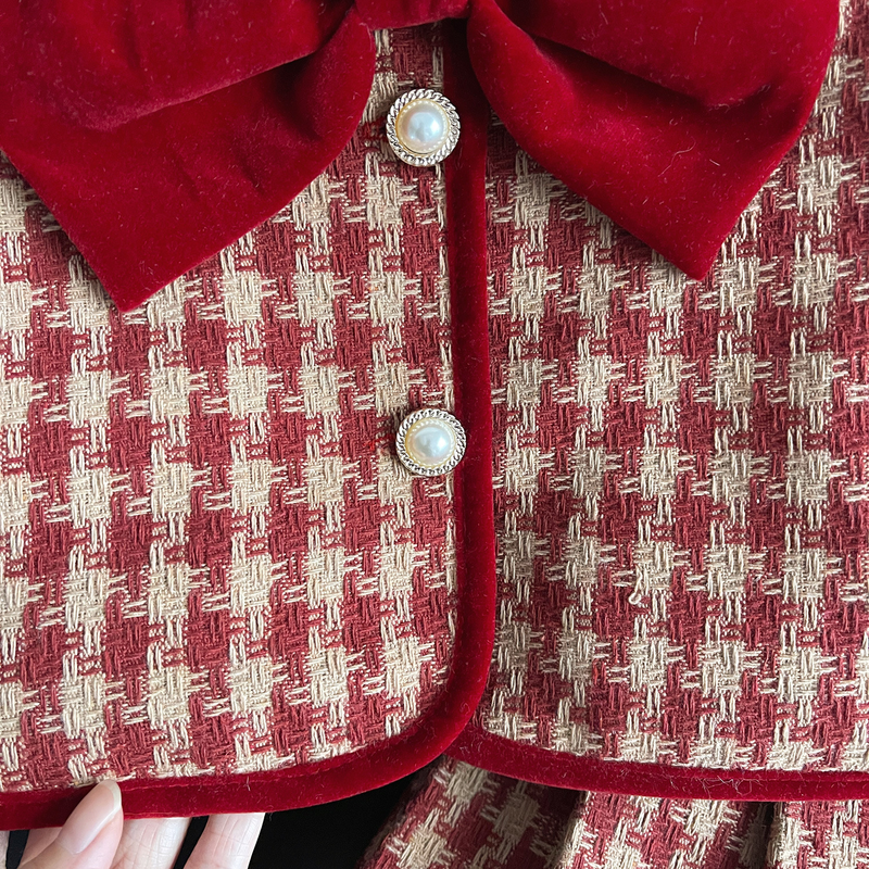 Dvojdielna dievčenská voňavá bavlnená súprava s červenou mriežkovanou mašľou, kórejská edícia, zimná edícia 2023, 68185_voghion.com