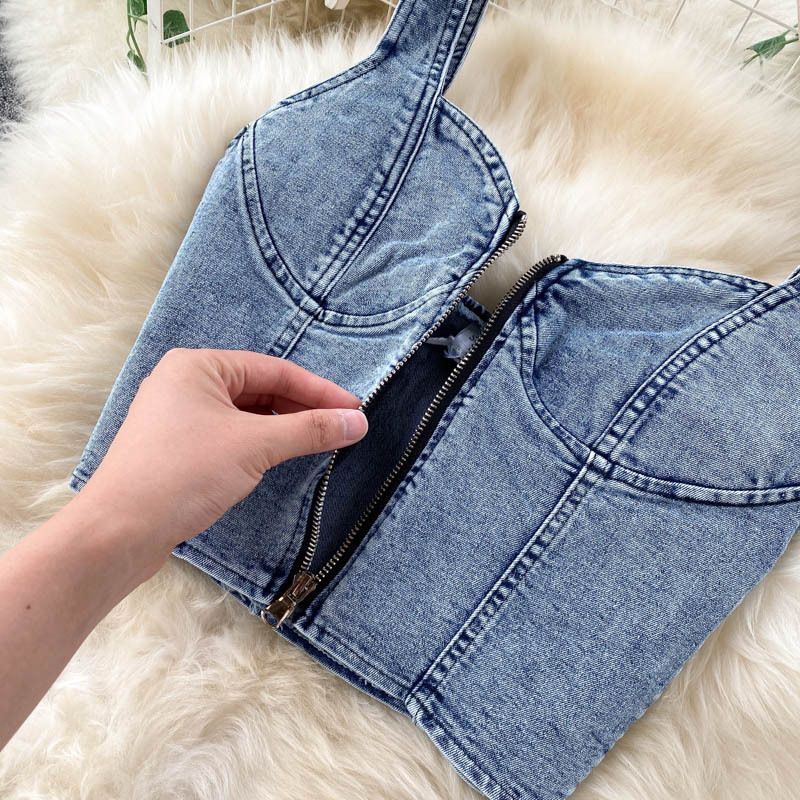 Vêtements pour femmes Jupe courte en jean taille haute à bretelles féminines_voghion.com