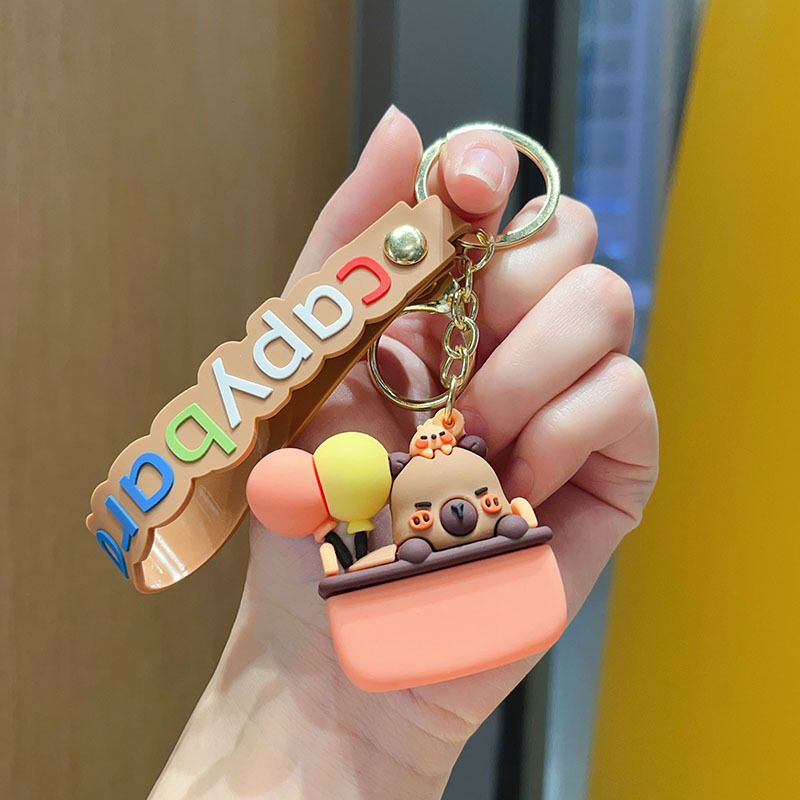 Cross-Dressing Cartoon süße Schlüsselanhänger Capybara Puppe exquisite kleine Geschenk Rucksack Auto Anhänger_voghion.com