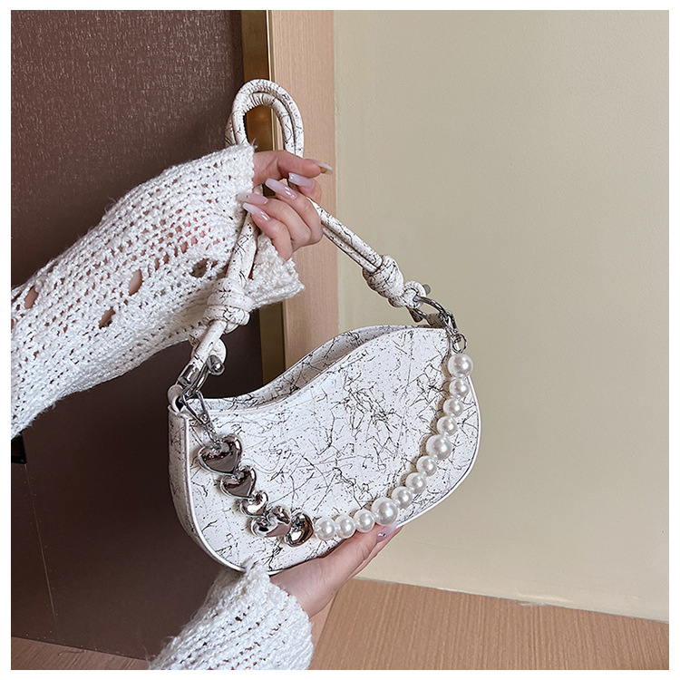 Unterarmtasche Damen 2023 Neues Nischendesign High-End-Perlenschulter-Umhängetasche im ausländischen Stil explosiver Stil kleine quadratische Tasche_voghion.com