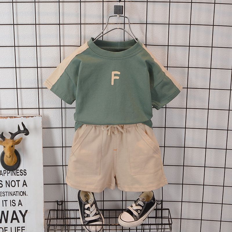 2024 sommer Neue Koreanische kurzarm Ch's Jungen 0-4 Jahre Alt Rundhals Gestreiften T-shirt Shorts Zwei stück Set für_voghion.com