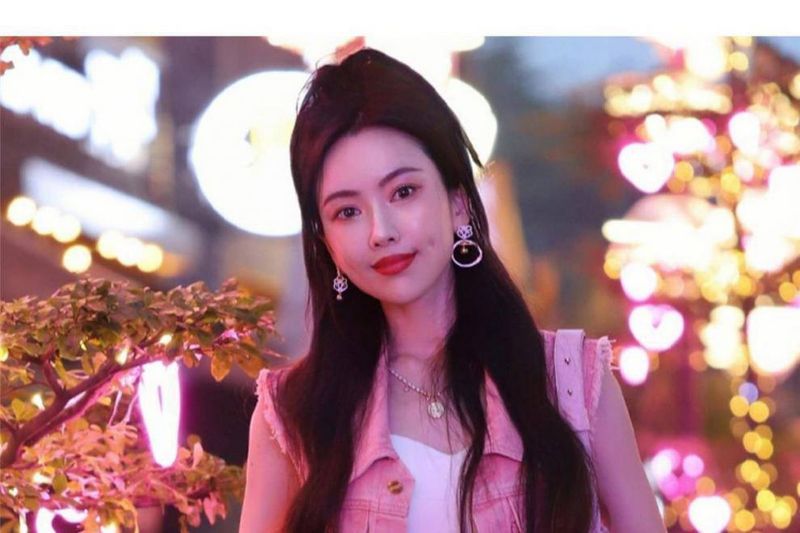 Xiaoxiangfeng Internet Celebrity Explosion Street Roze Jurk Kinderen Zomer 2023 Nieuwe Levendige En Speelse Tweedelige Set_voghion.com