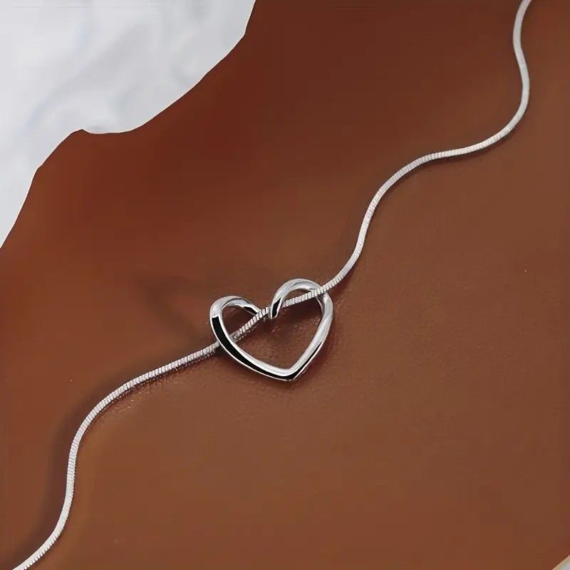 Collier pendentif élégant et unique, collier ras du cou haut de gamme à la mode, collier léger et luxueux en forme de cœur_voghion.com