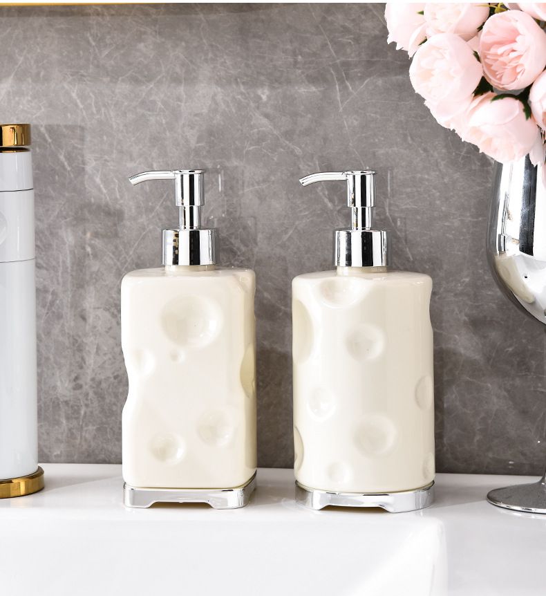 Vannitoatooted Lotion Bottle Hulgimüük Lihtne Creative Plastic Cheese Hotel Vannitoa kätepuhastusvahend dušigeeli šampoonipudel_voghion.com
