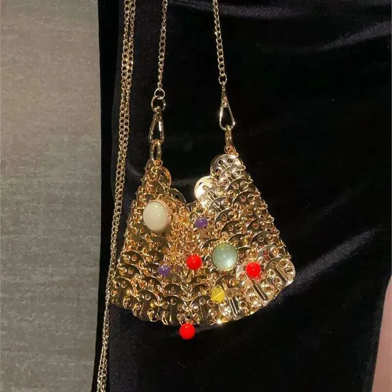 Designer Frauen Metall Pailletten Kette Woven Hohl Abend Taschen Kupplung Weibliche Reise Urlaub Schulter Handtasche Tasche_voghion.com