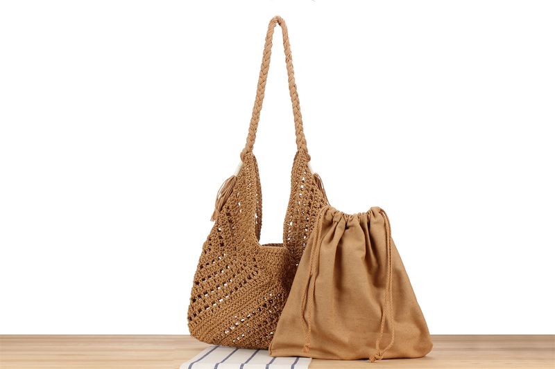 Borsa di paglia alla moda intrecciata a mano borsa a triangolo cavo di nicchia borsa a tracolla per pendolari borsa per le vacanze al mare_voghion.com