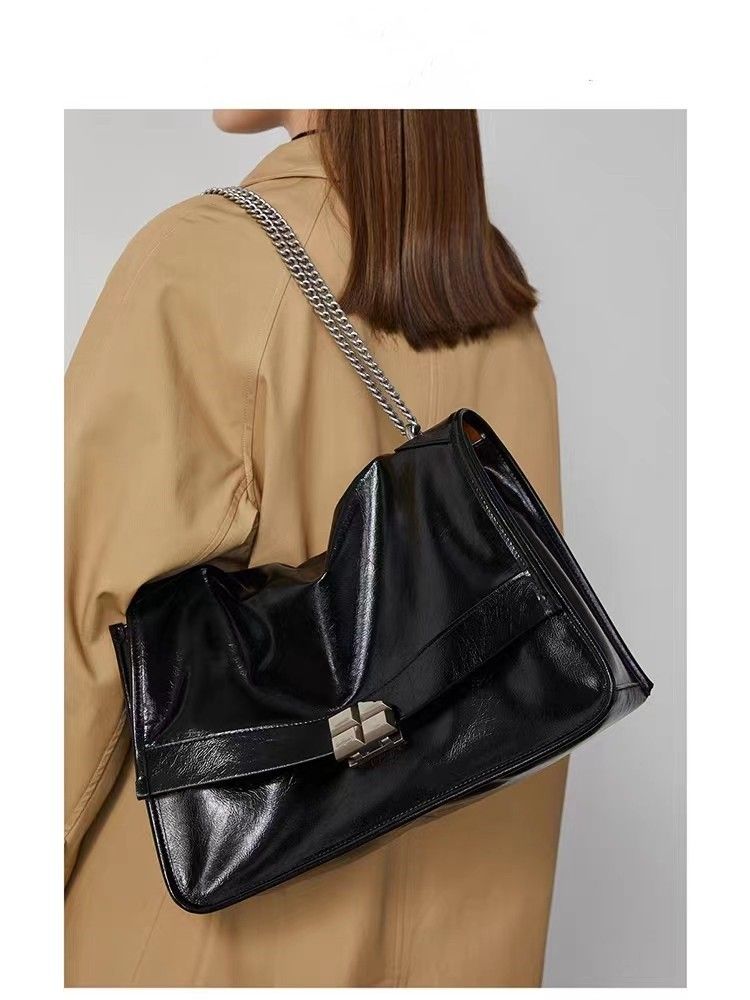 Borsa con superficie in prepuzio errante, borsa in morbida pelle di nicchia, monospalla, borsa da pendolarismo di grande capacità, industria pesante femminile_voghion.com