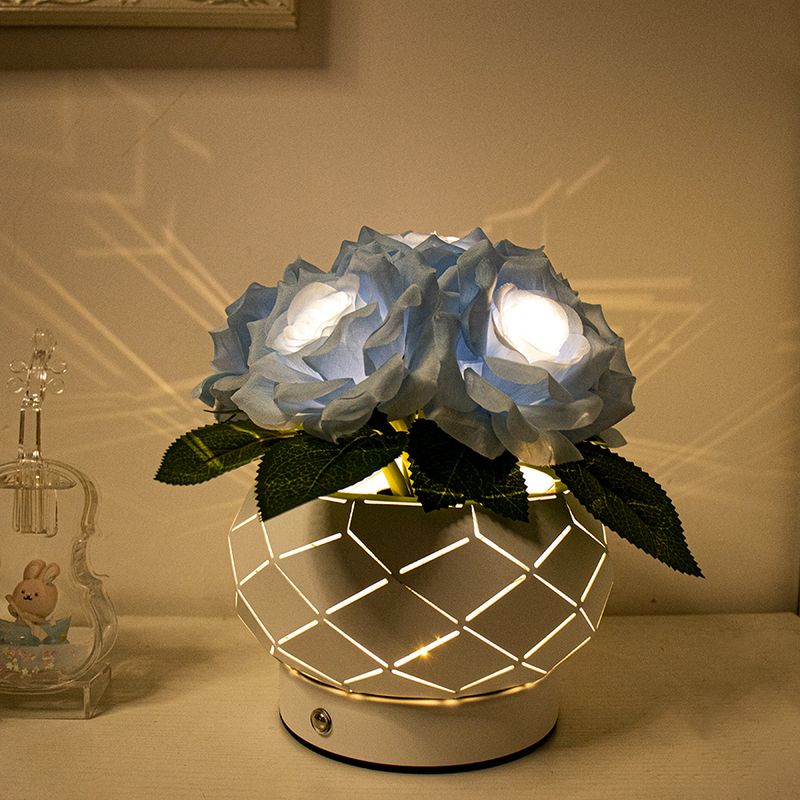 Piccola luce notturna da scrivania a forma di rosa, lampada da comodino in stile ins, regalo creativo, decorazione d'atmosfera, sensazione di alta qualità_voghion.com
