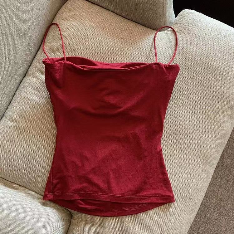 Canotta da donna estiva con spalline sottili, imbottitura sul petto per interno e_voghion.com