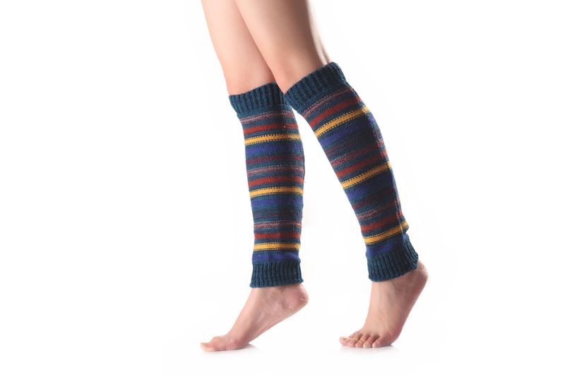 Herbst/Winter Neue horizontale Streifen Farbblock Damenmode Gestrickte Wolle Warme Socken, Stiefel und Leggings_voghion.com