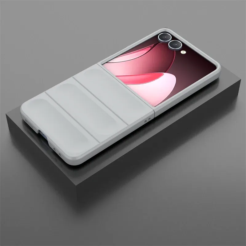 Simple Soft Silicone Matte Phone Case Fo Samsung Galaxy Z Flip 7 6 5 4 3 5G Skin-Fiendly Anti-Dop Bumpe Potect_voghion.com