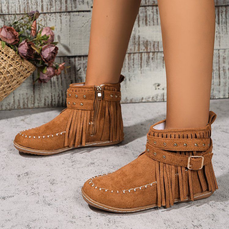 Large Size Rivet Fringe Metal Buckle Short Boots Autumn And Winter New Flat Warm Women's Boots_voghion.com