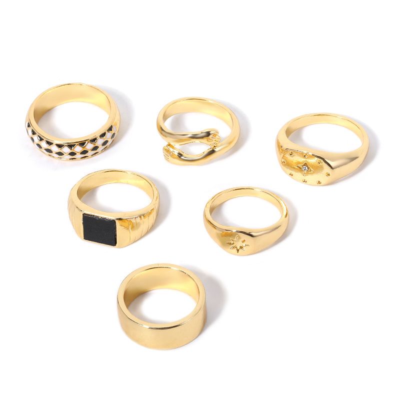 High-Quality Jewelry Gold-Plated Alloy Ring Set Niche Design Stackable Ins Style Rings For Women_voghion.com