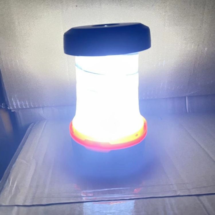 Solarbetriebene, per USB aufladbare Notbeleuchtung für den Außenbereich bei Stromausfall im Haushalt, teleskopierbar, superhelle LED-Lampe für Camping_voghion.com