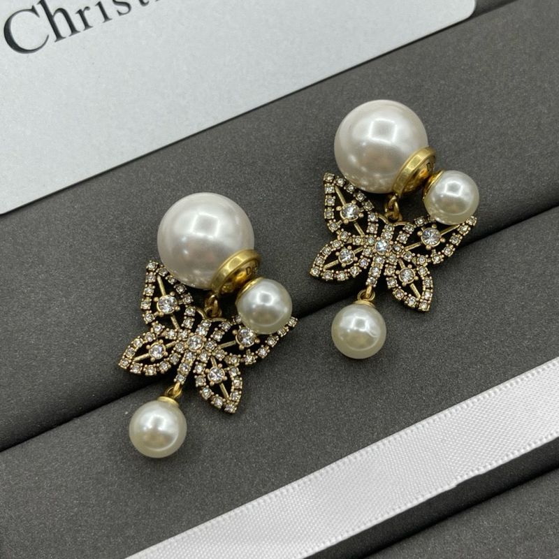 New Butterfly Pearl Earrings In Size Temperament, Fashionable Ins French Earrings, Light Luxury, Versatile And High-End_voghion.com