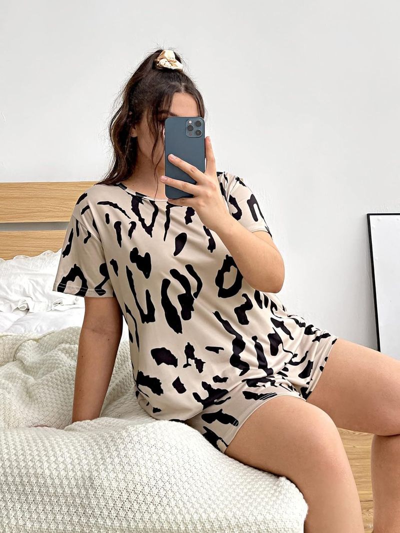 Women's Sleepwears Summer T Shirts And Shorts Plus Size Women's Pajamas Plus Size Home Clothes Suits_voghion.com