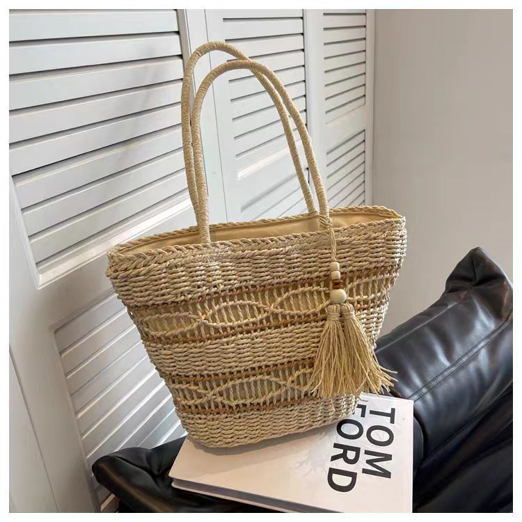 Hollow out paper rope woven bag, fashionable one shoulder grass woven bag, casual women's bag, beach bag with large capacity_voghion.com