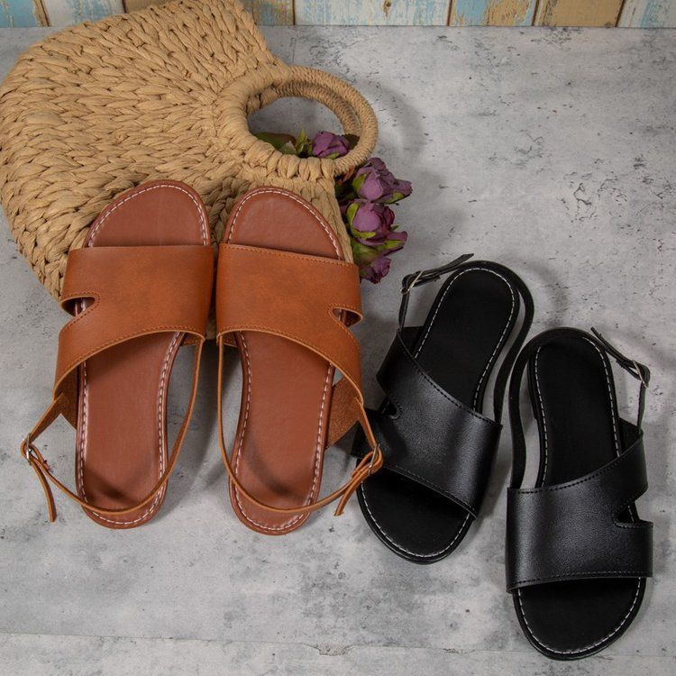 2025 Plus Size Flat Sandals Summer New Item Solid Color Round Head Straight Buckle Strap For Casual Women's Shoes_voghion.com