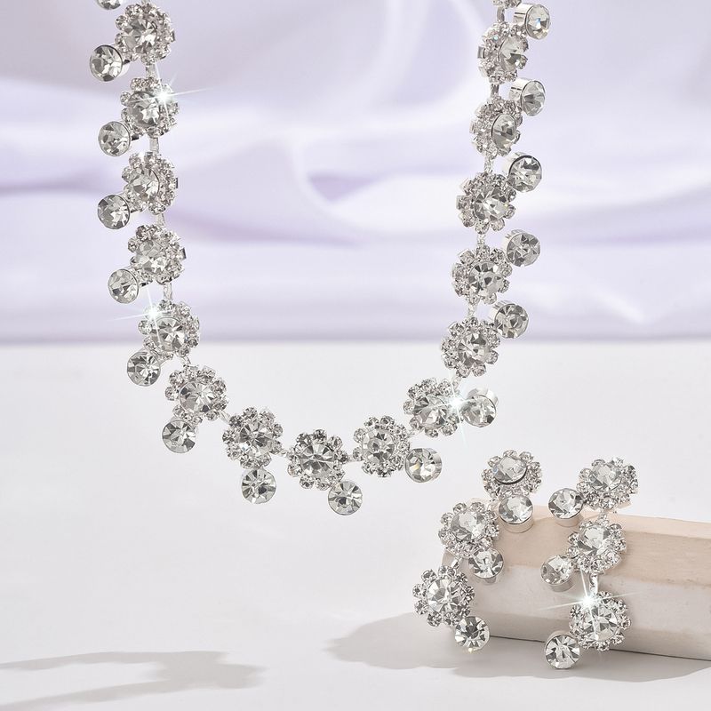 Set di gioielli da donna, semplice e alla moda, set di gioielli da sposa, temperamento, banchetto di San Valentino, collana e orecchini._voghion.com