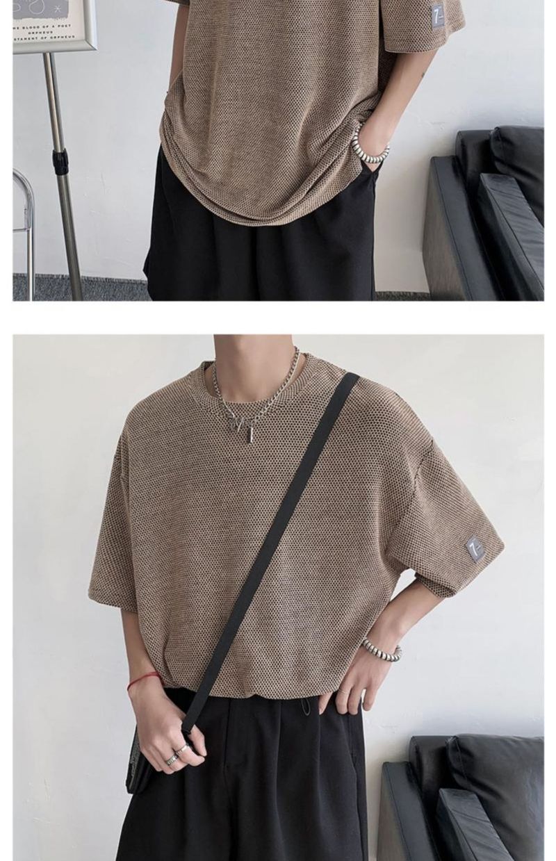 Herrenbekleidungslabel, gestricktes, kurzärmeliges Design, Cleanfit-T-Shirt mit fünf Ärmeln für Herren_voghion.com