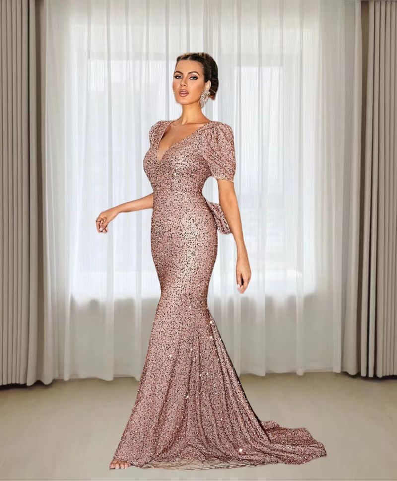 Elegante abito da sera a sirena con fiocco sul retro e orlo svasato per donna - Abito formale in poliestere elasticizzato in argento, bordeaux, rosa_voghion.com