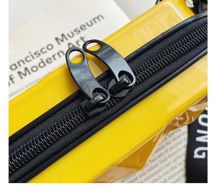 Mochila pequeña de un solo hombro con cremallera para mujer, bolso bandolera diagonal color caramelo, novedad de 2023_voghion.com