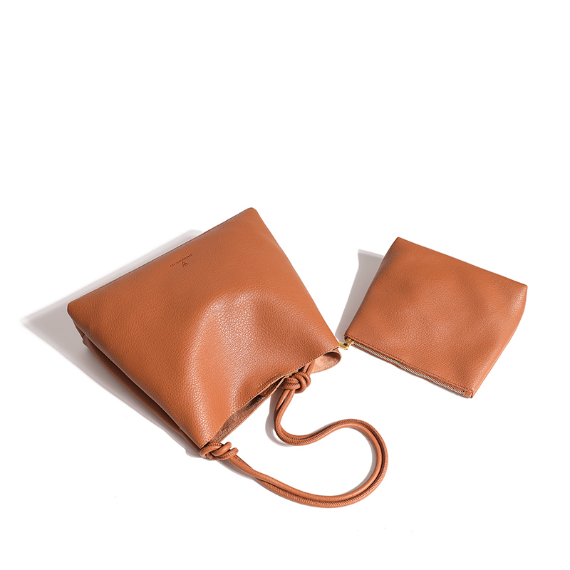 Borsa da donna di design di nicchia autunno/inverno 2022 new fashion texture piccola borsa a tracolla trasparente borsa a secchiello ascella portatile_voghion.com