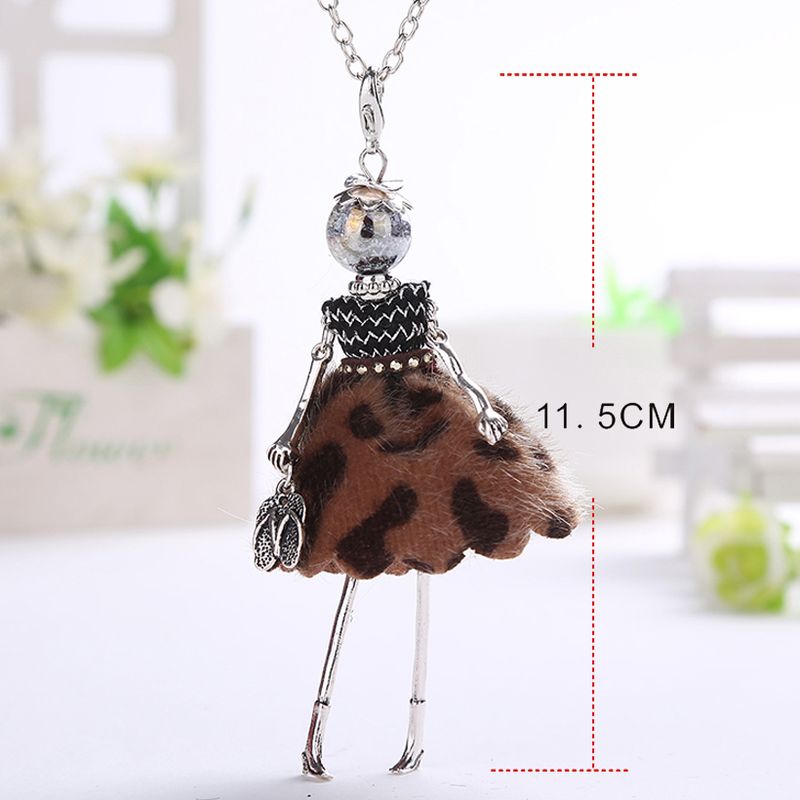 Pronta consegna YLWHJJ nuove collane lunghe nere carine per bambole da donna e pendenti per abiti caldi per bambine, maxi collana di marca, dichiarazione di moda_voghion.com