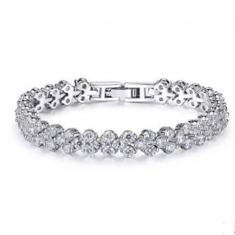 Roman Crystal Heart Bracelet – Luxe Bridal Tennis Chain With Zirconia Stones | Elegant Rhinestone-Encrusted Wedding Jewelry | Fashion Stackable_voghion.com