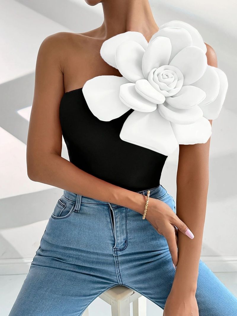 Gilet sottile senza maniche con tre grandi fiori 3D per donna_voghion.com