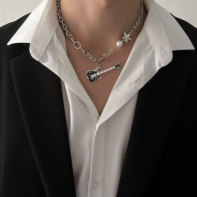 Hip-Hop Flame Rock Guitar Women, Cuban Necklace For Men, Ins Style Niche High-End Collarbone Chain_voghion.com