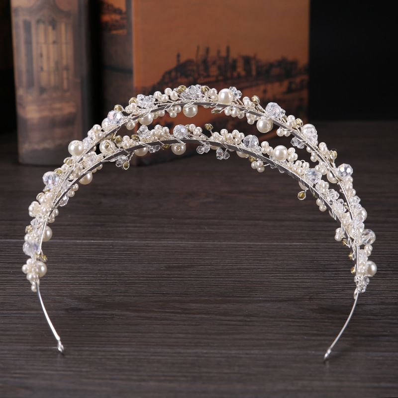 Elegantes Haaraccessoire für die Braut mit zweireihigen Perlen und Kristallen – handgefertigtes florales Stirnband für Hochzeit, Abschlussball und besondere Anlässe_voghion.com