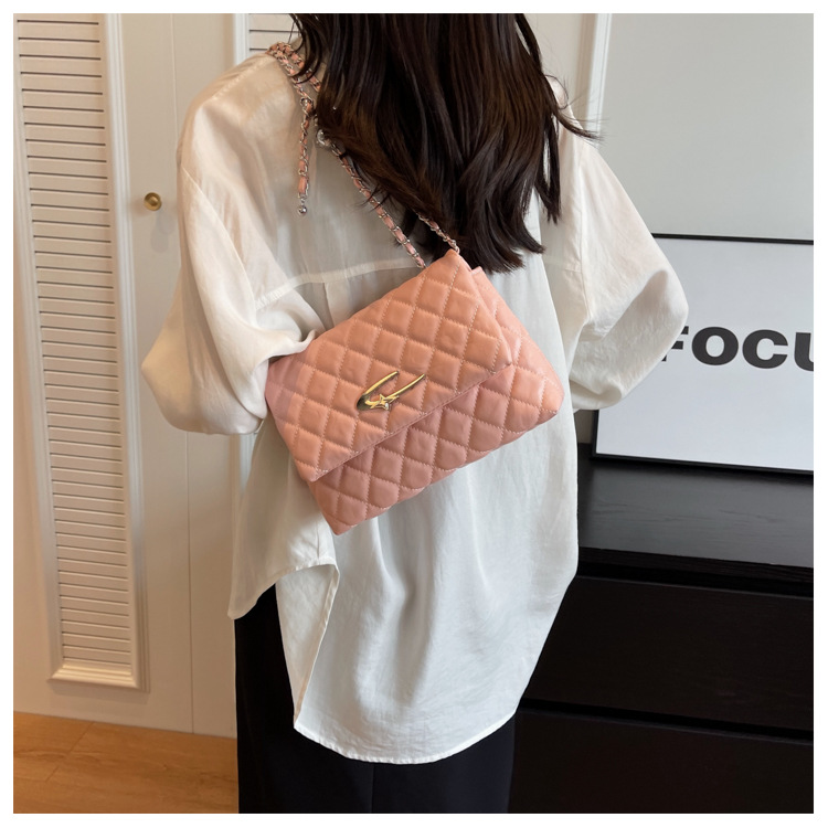 Korean Version Of Rhombic Design Bag Women 2023 New Small Fragrance Style high-end car stitching temperament one-shoulder Messenger women's bag_voghion.com