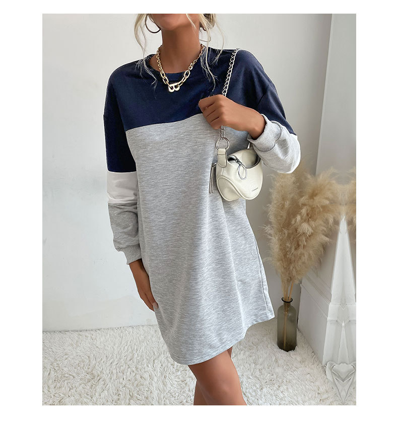 Gonna felpata abbinata ai colori a maniche lunghe da donna, nuova moda autunno 2023_voghion.com