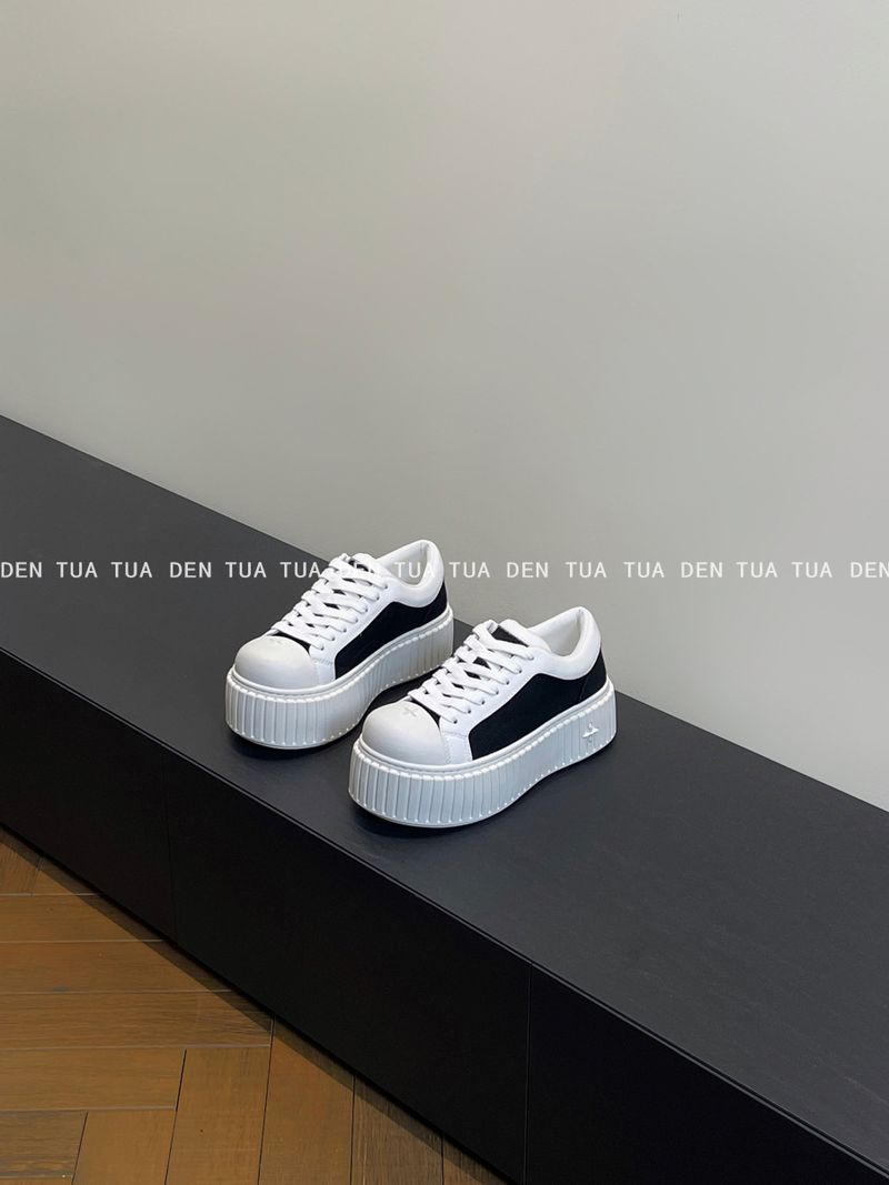 Distressed Color-Block Loafers – Chunky Plateau-Sneaker für Damen (3,5 cm Absatzhöhe, Vintage-inspiriertes Weiß und Creme, bequemes Design mit runder Spitze)_voghion.com
