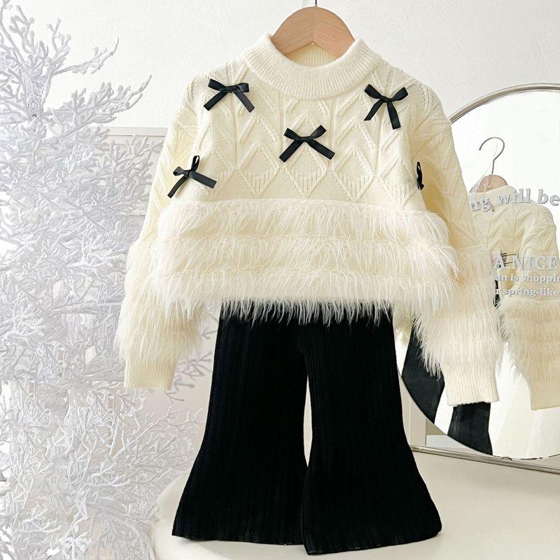 Conjunto de suéter y pantalón de punto suave para niña - Conjunto de invierno de canalé suave con lazo (3-8 años, 90-130 cm) - Rosa y blanco_voghion.com