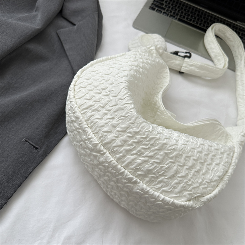 Borsa a tracolla semplice in tela nuova estate 2023 da donna coreana INS alla moda con fiori a sbuffo di nuvole_voghion.com