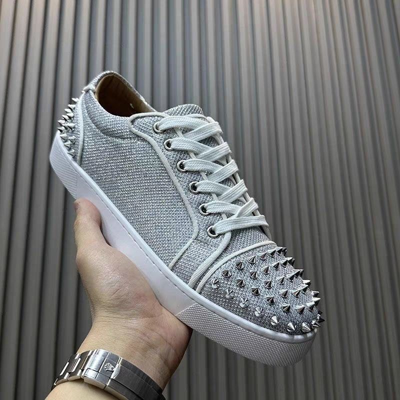 Pantofi pentru bărbați noi, cu șireturi, cu talpă roșie, cu nituri, unghii la modă și la modă, strasuri casual, versatil_voghion.com