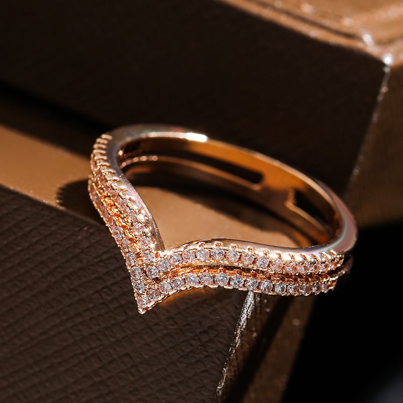Hot sales 585 roséguldsringar med mikrovaxinlägg_voghion.com