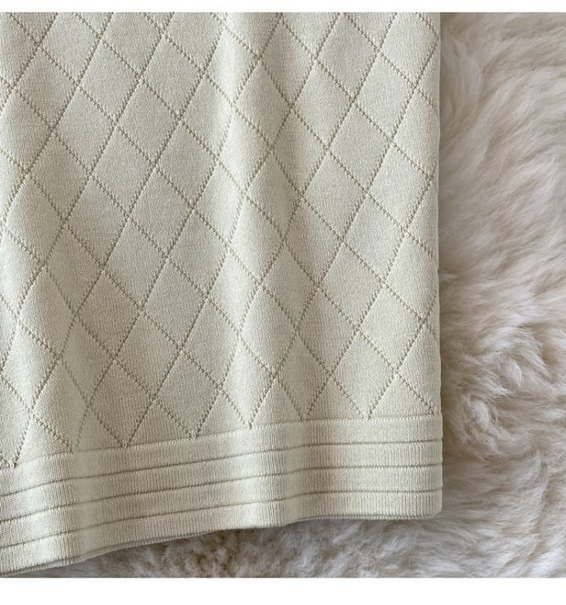 Damen Rundhals Ärmelloses Strick Neckholder Off-Shoulder Kleid Sexy Hüftbetontes Kurzrockkleid_voghion.com