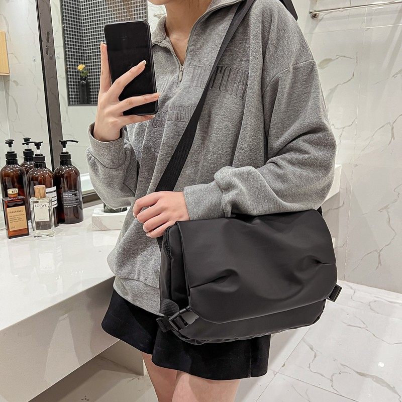 Reiten Crossbody Tasche 2025 Frühling Sommer Neue Flut Oxford Tuch Arbeitskleidung Große Kapazität Schulter Satchel Mode Hundert_voghion.com